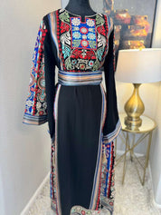 Balqees Thobe