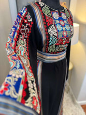 Balqees Thobe