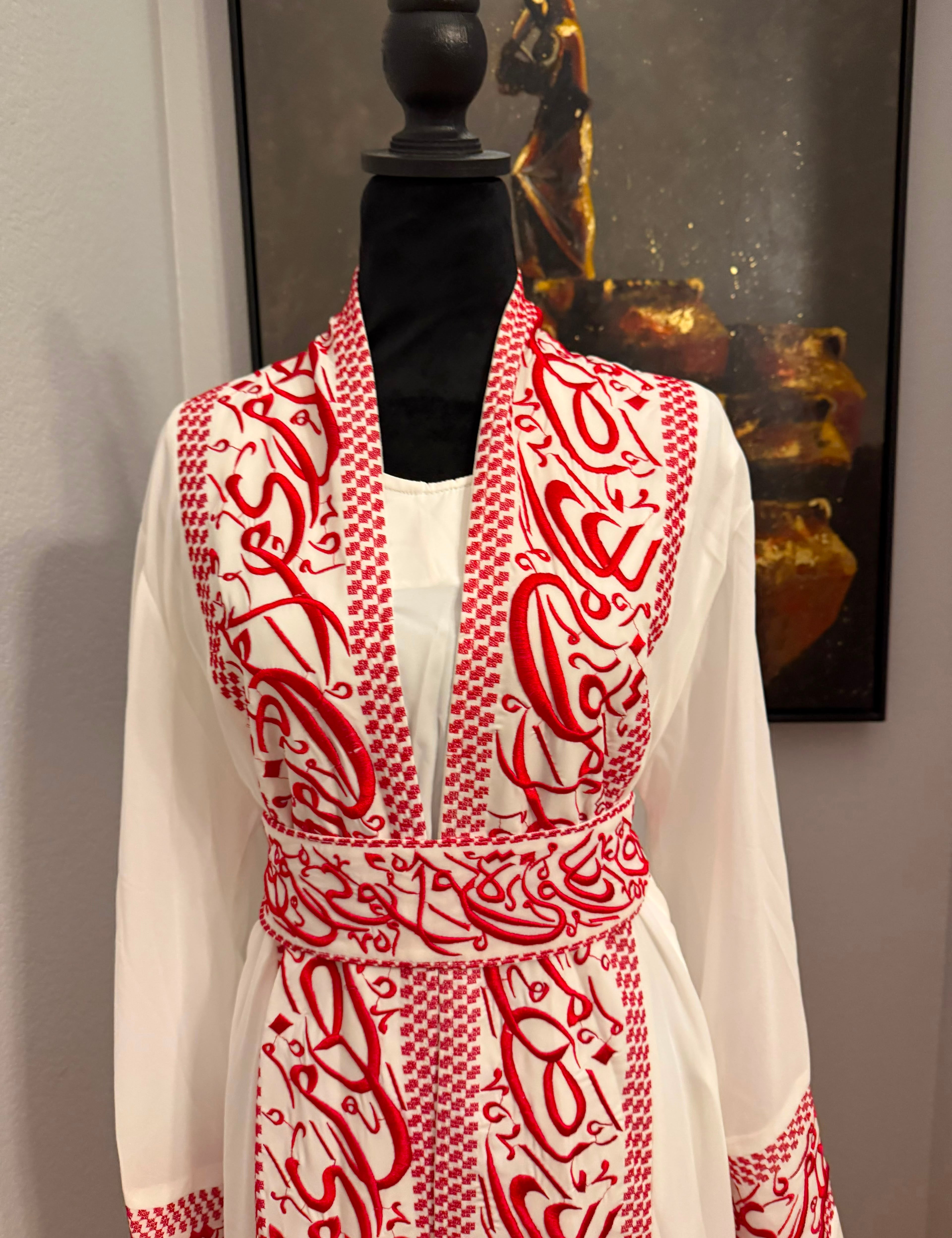Hadeer_Abaya_Set_White_and_Red_1.jpg