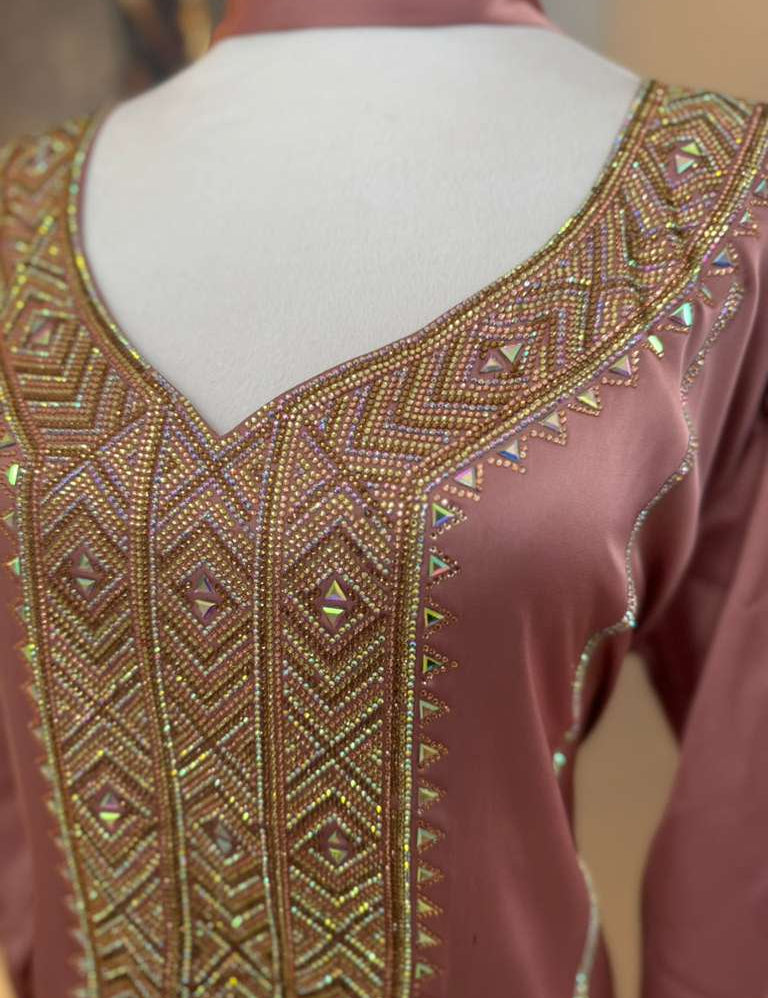 Howraa_Mukhawar_pink_3.jpg