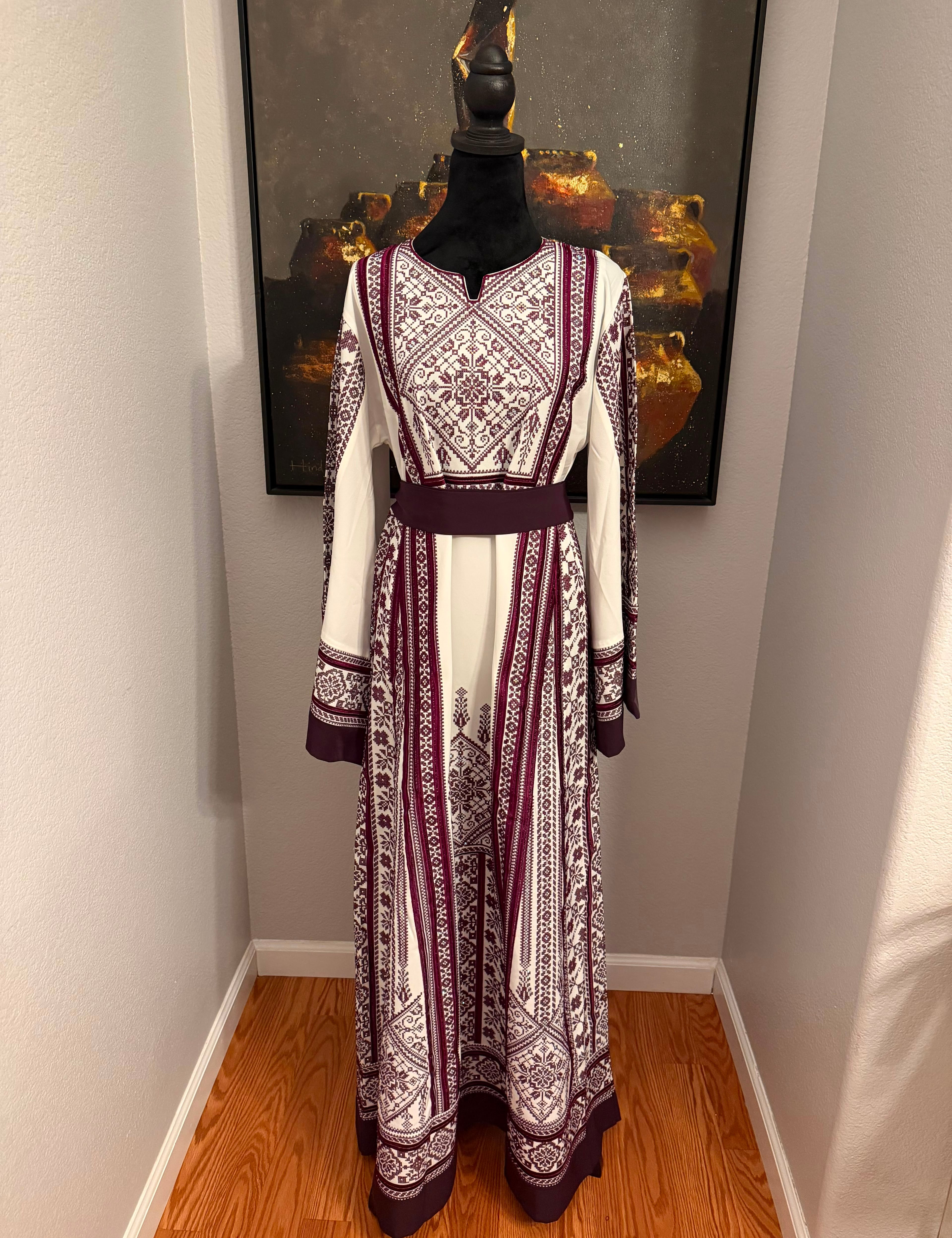 Katya_Thobe_purple_2.jpg
