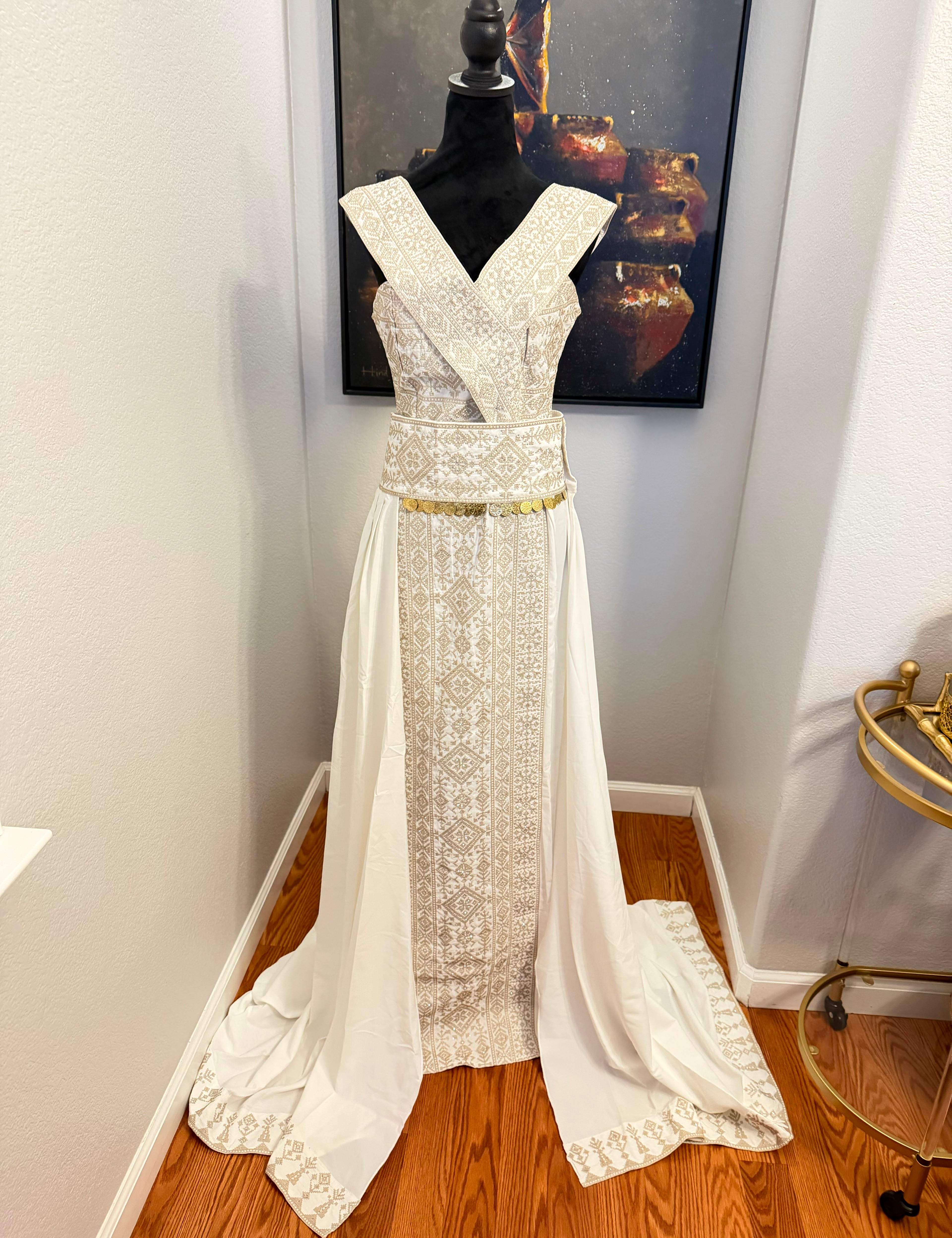 Loreen_Bridal_Thobe_Set_Gold_2.jpg