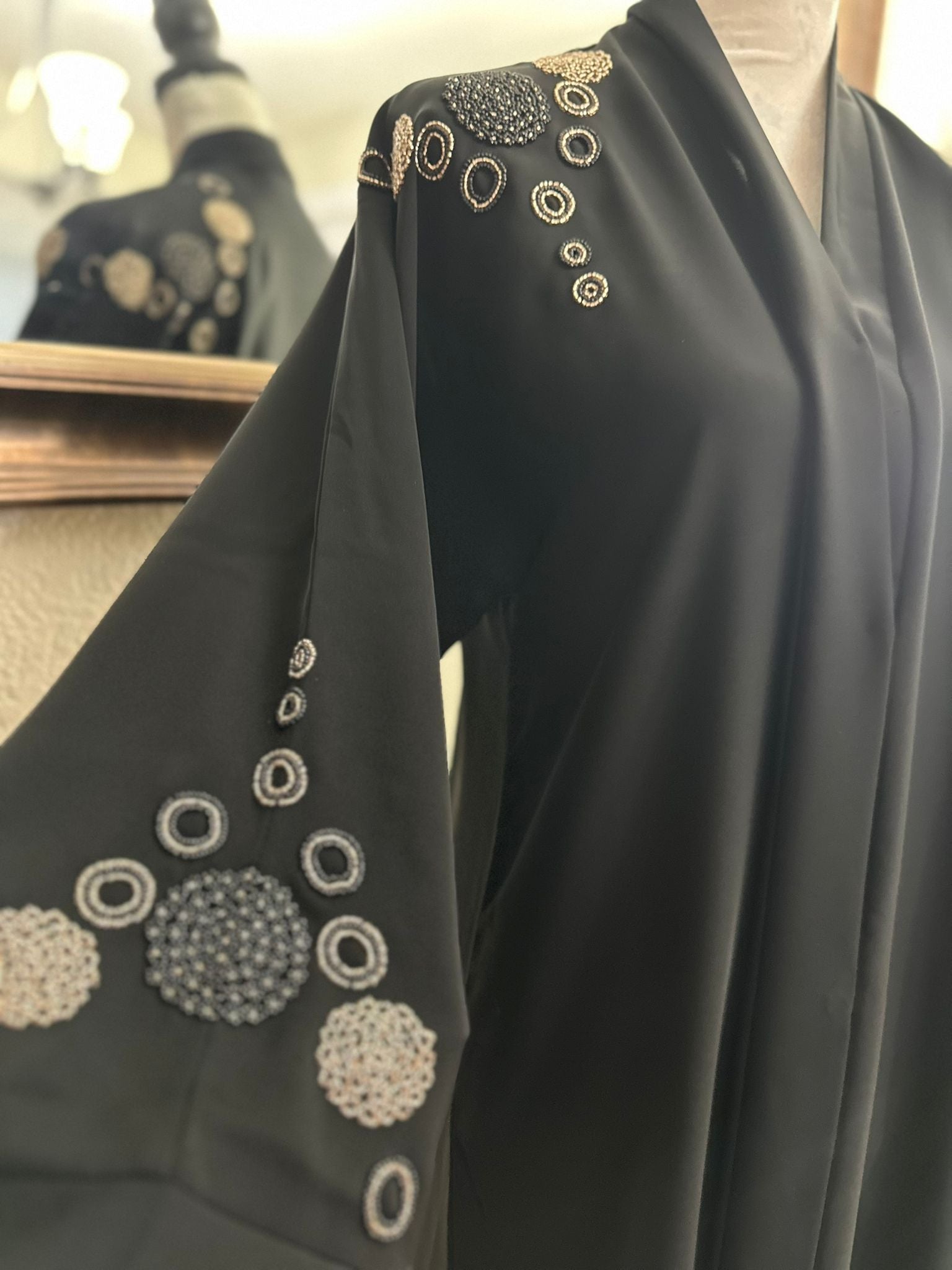 Madina Abaya