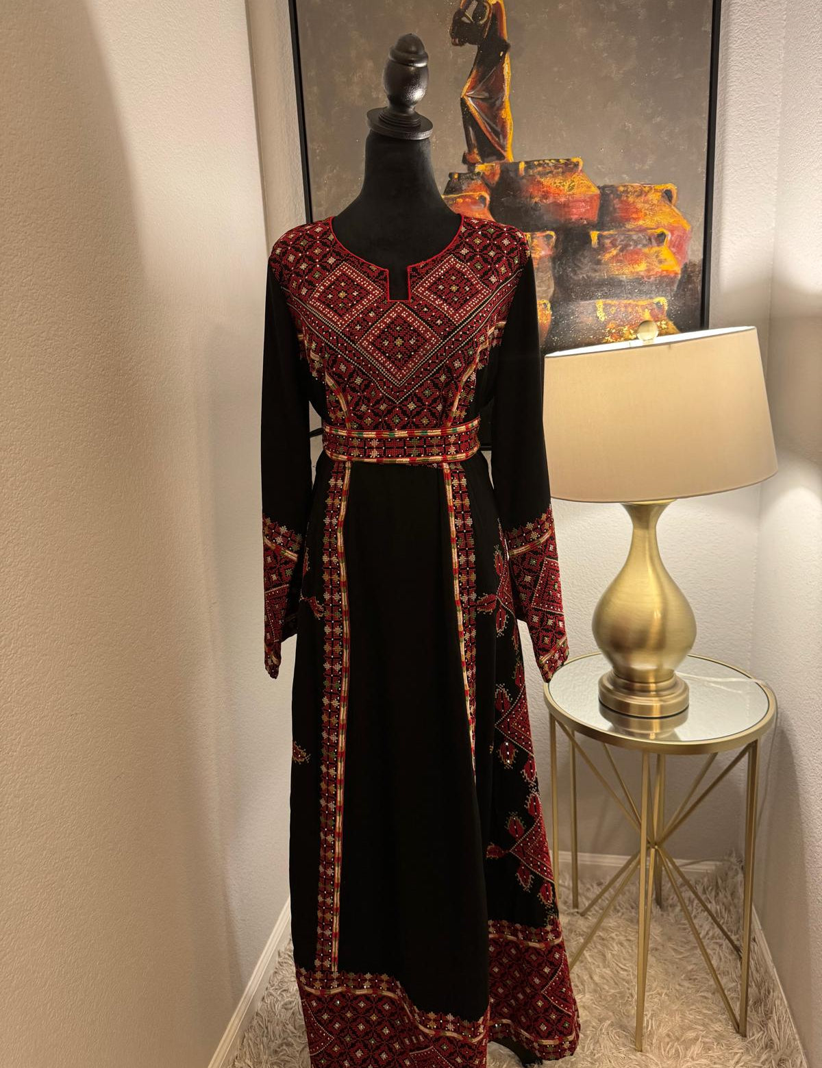 Malak_thobe_red.jpg