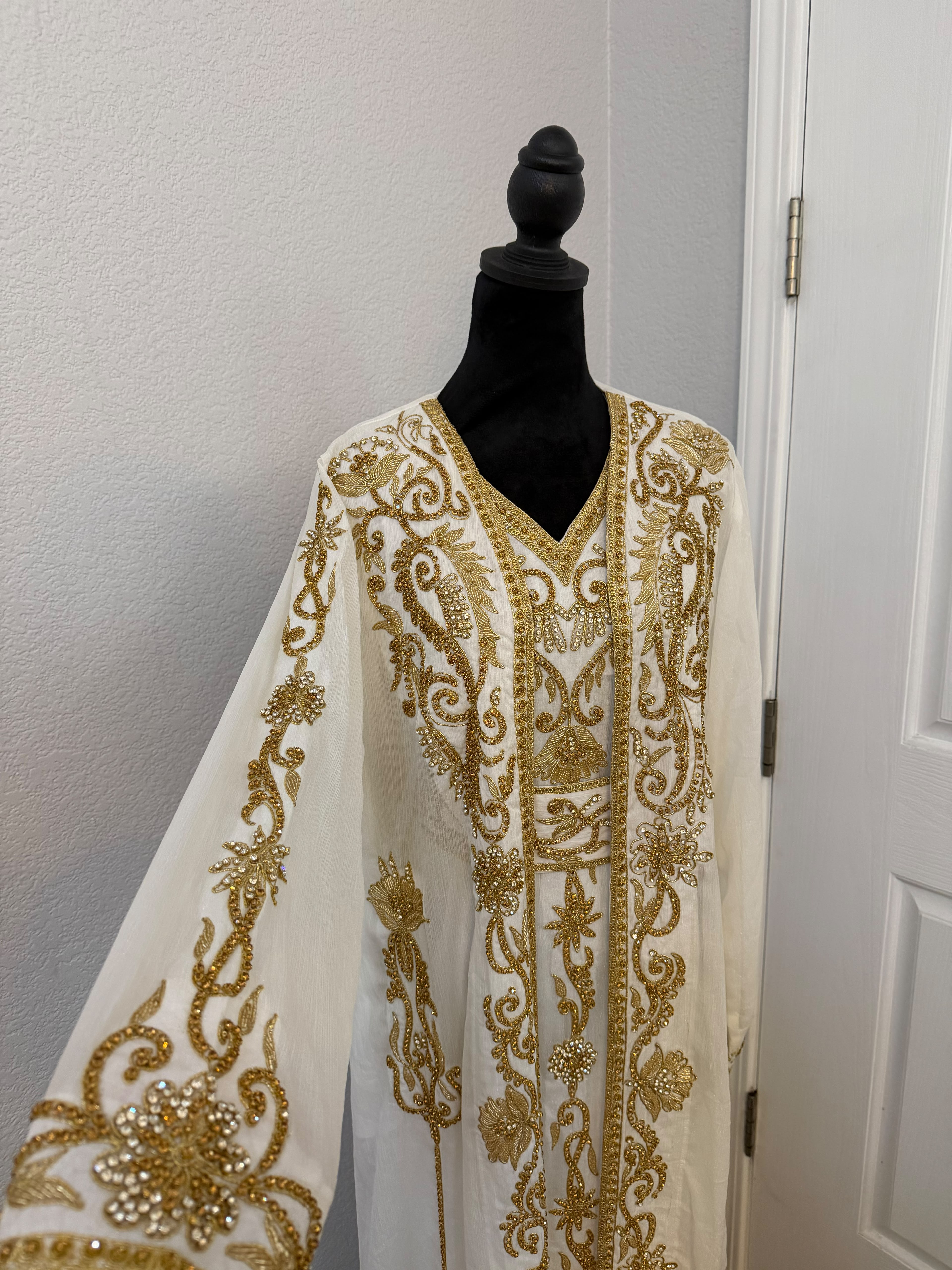 Manal Kuftan Set