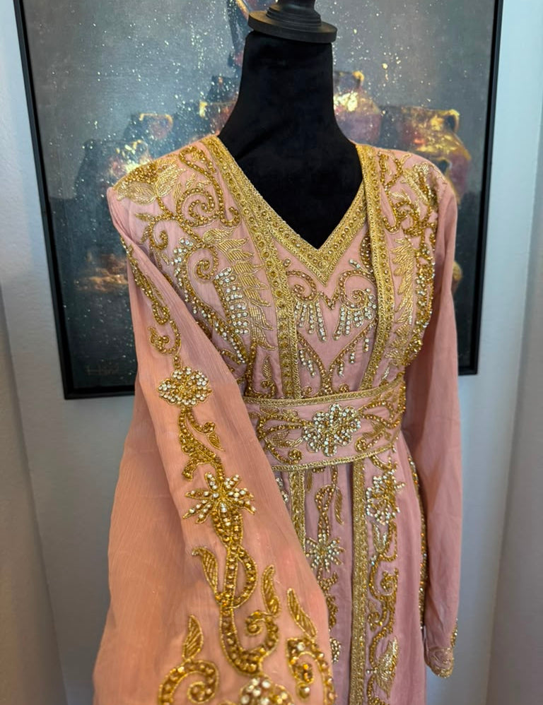 Manal_Kuftan_Pink_6.jpg