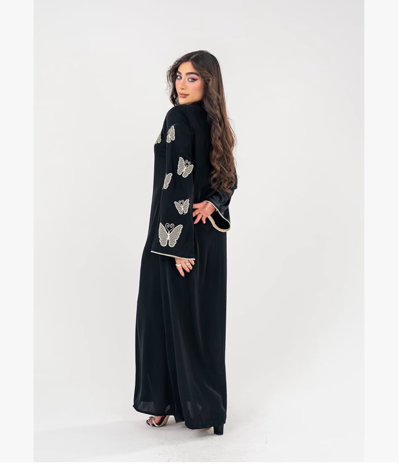 Maria Zipper Abaya