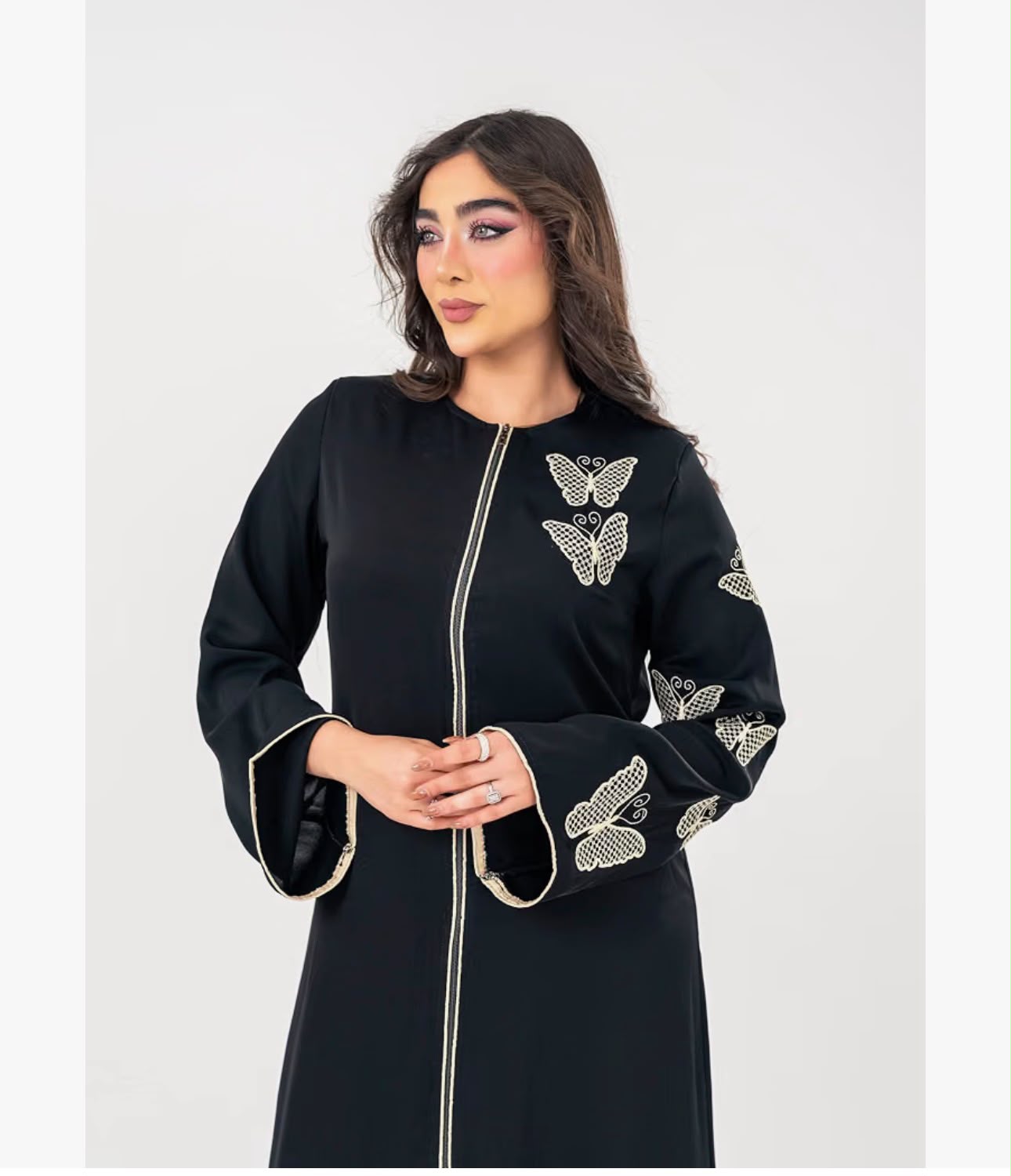 Maria Zipper Abaya