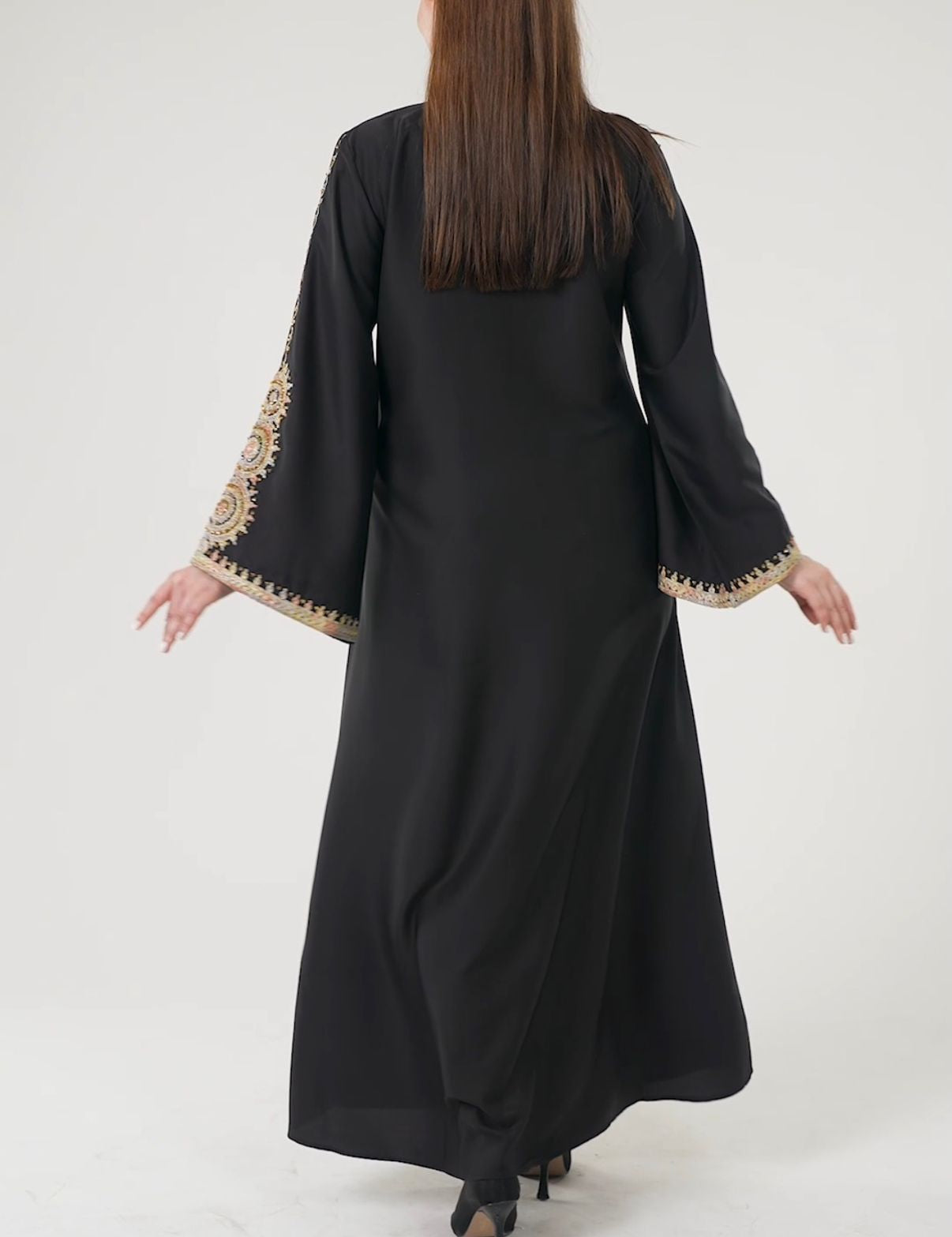 Naya_Jalabiya_Black_6.jpg