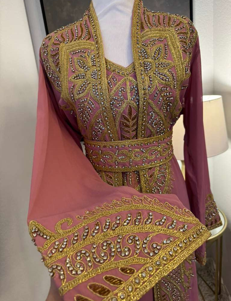 Raya_Kuftan_pink_5.jpg