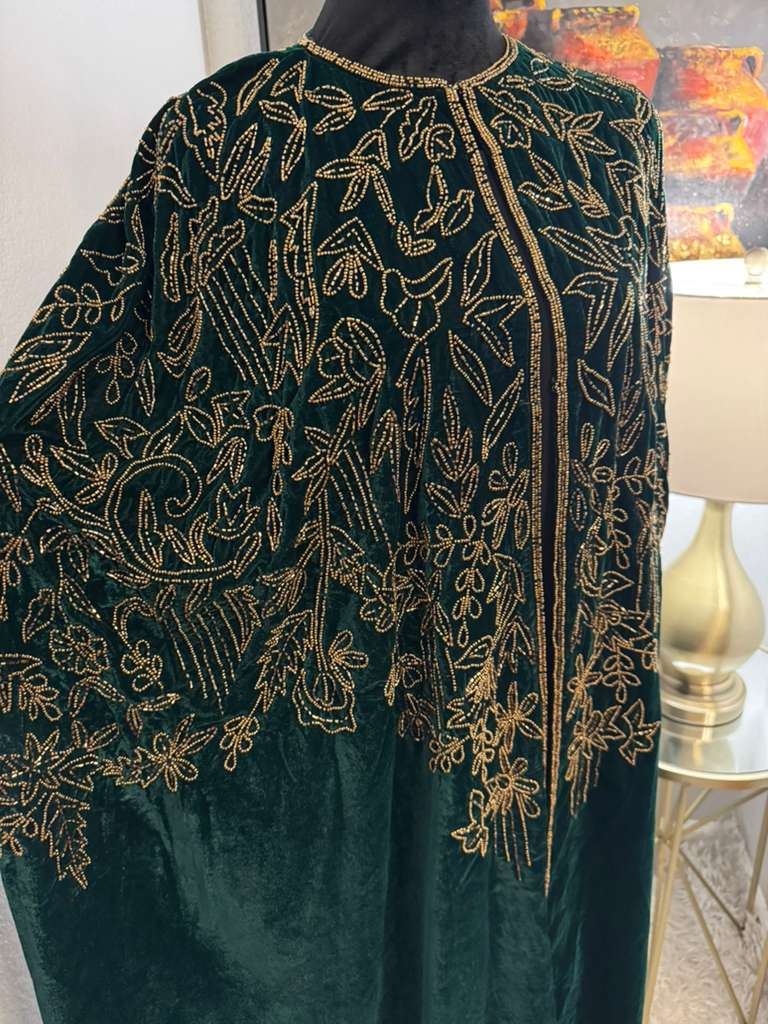 Roses Velvet Bisht