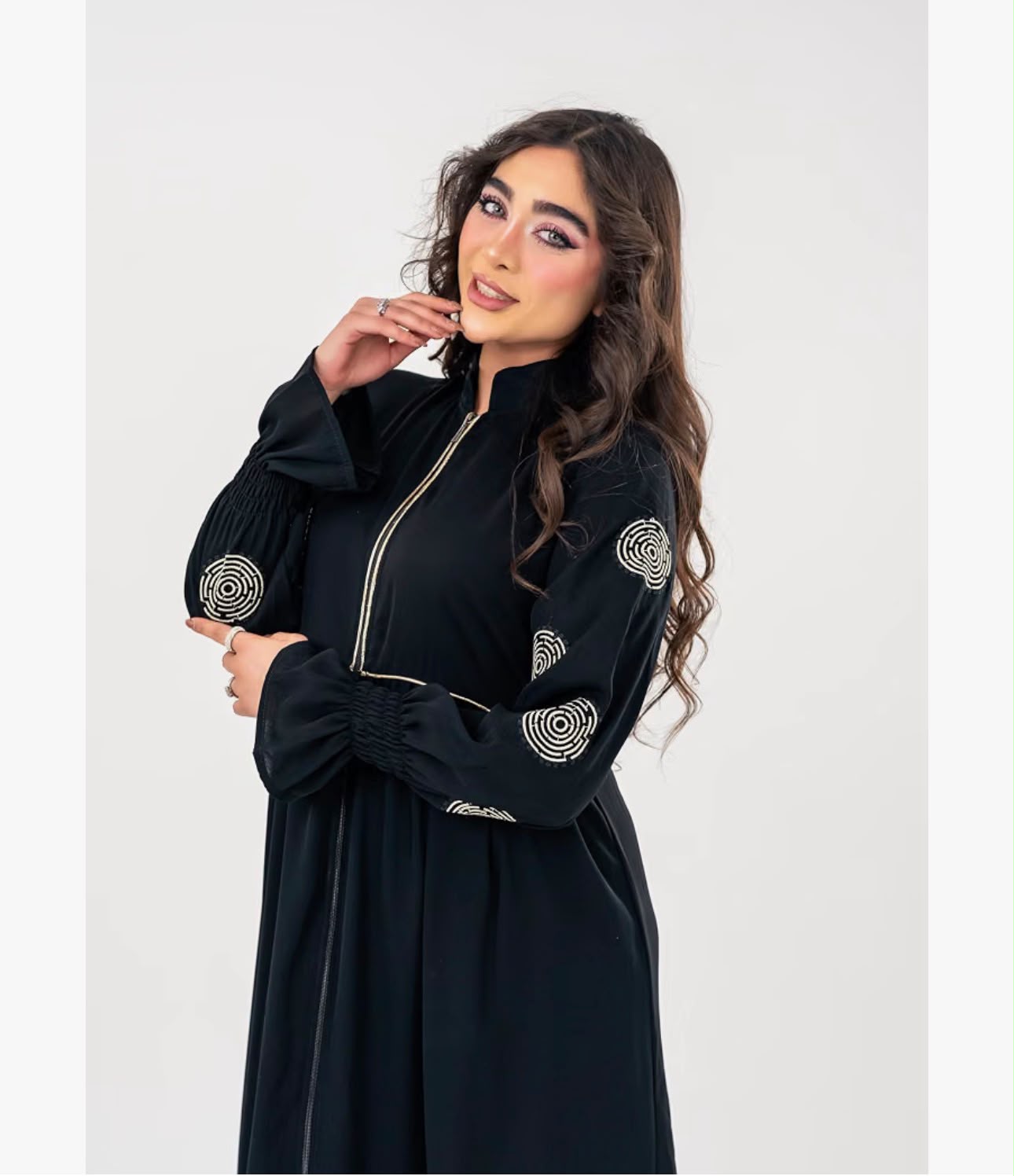 Teeba Zipper Abaya