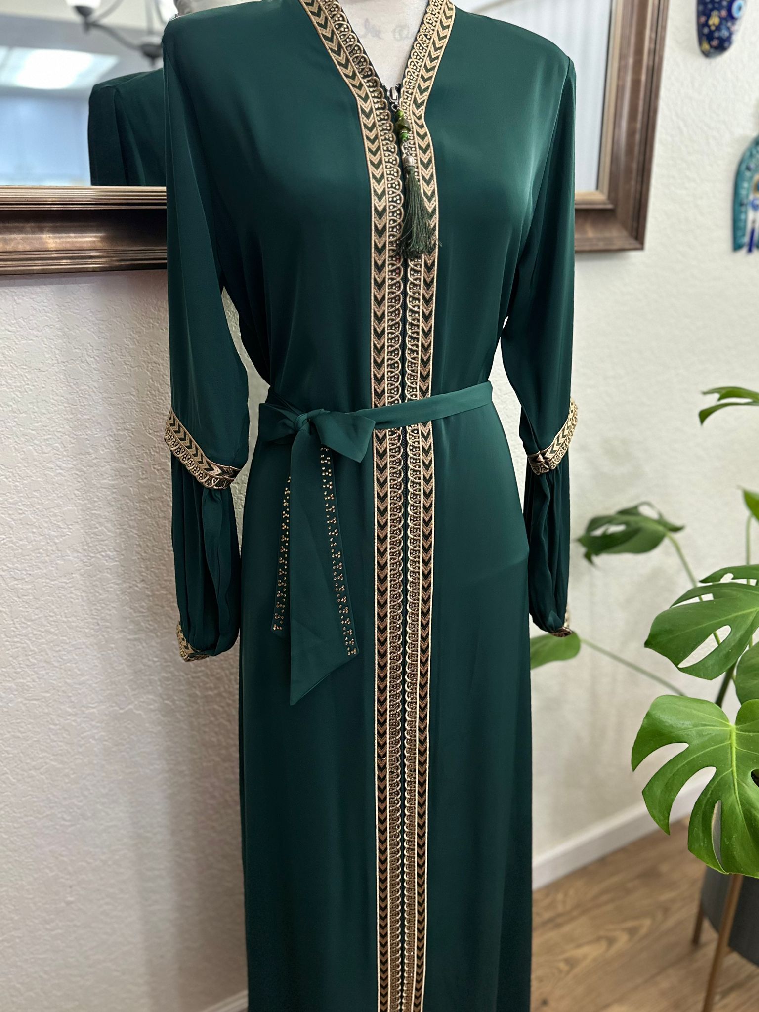 Zuhra Abaya