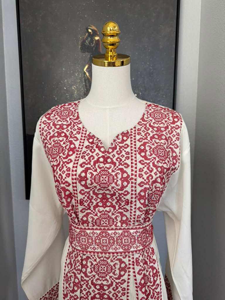 Mira Thobe - Womens Embroidered Thobe