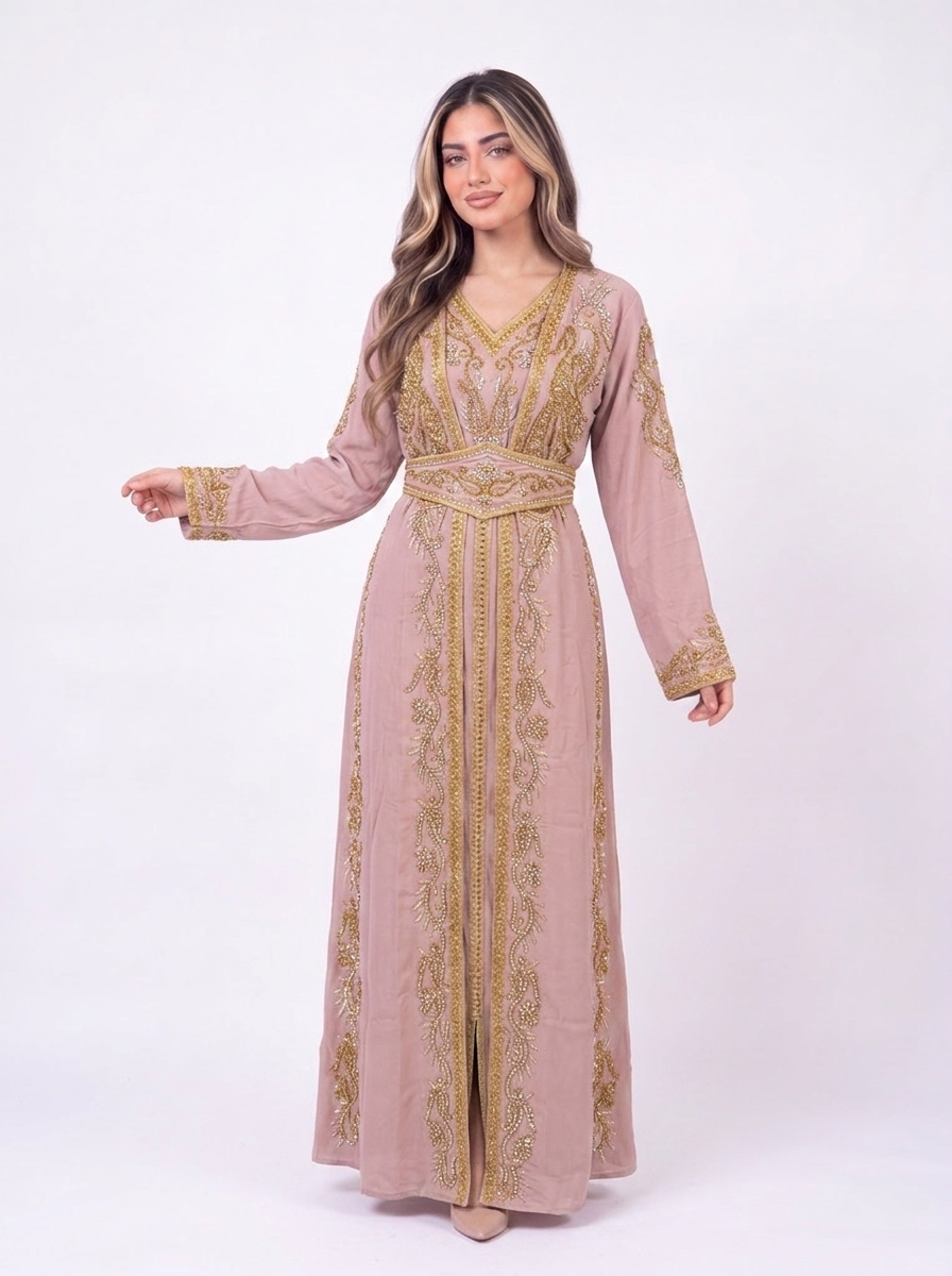 Birdie Kuftan model photo