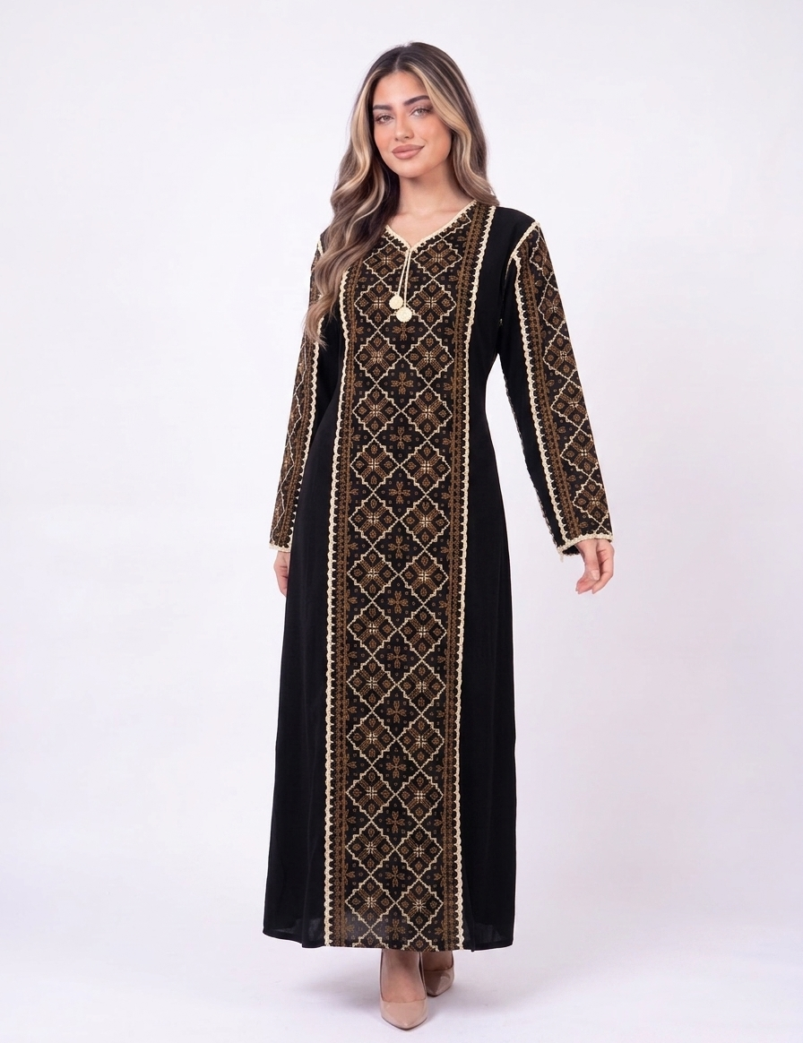 Serene Jalabya model photo
